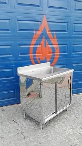 Mueble brillante