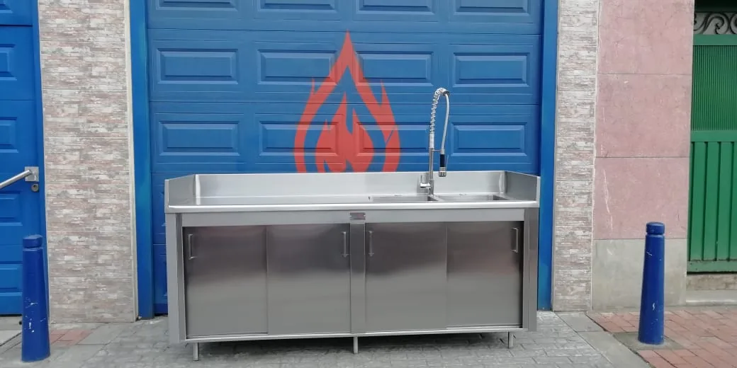 Mueble doble poceta y puertas