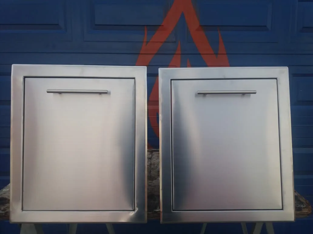 Puerta shut de basura - miniatura 1